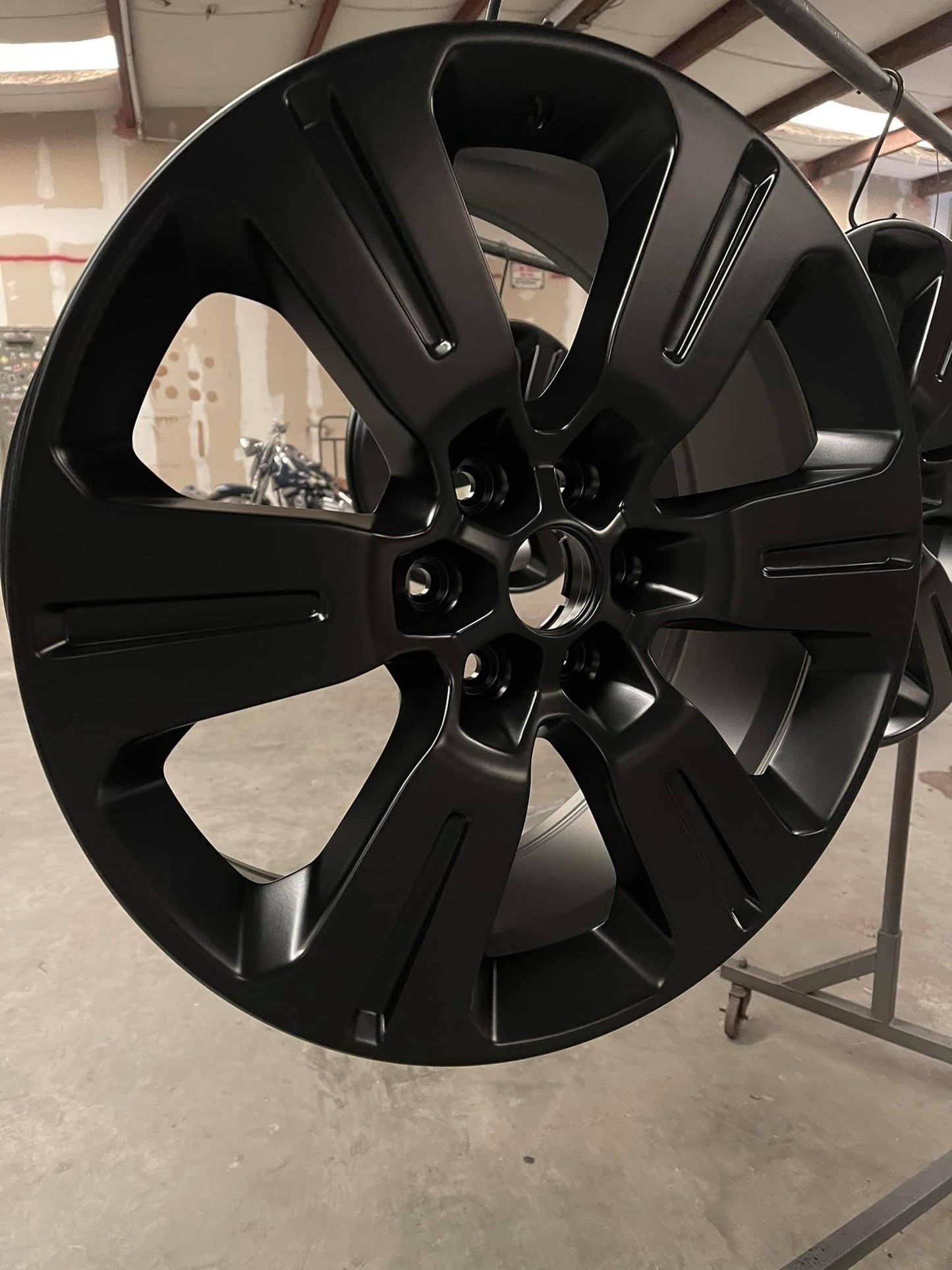 NEGRO SEMI-MATTE